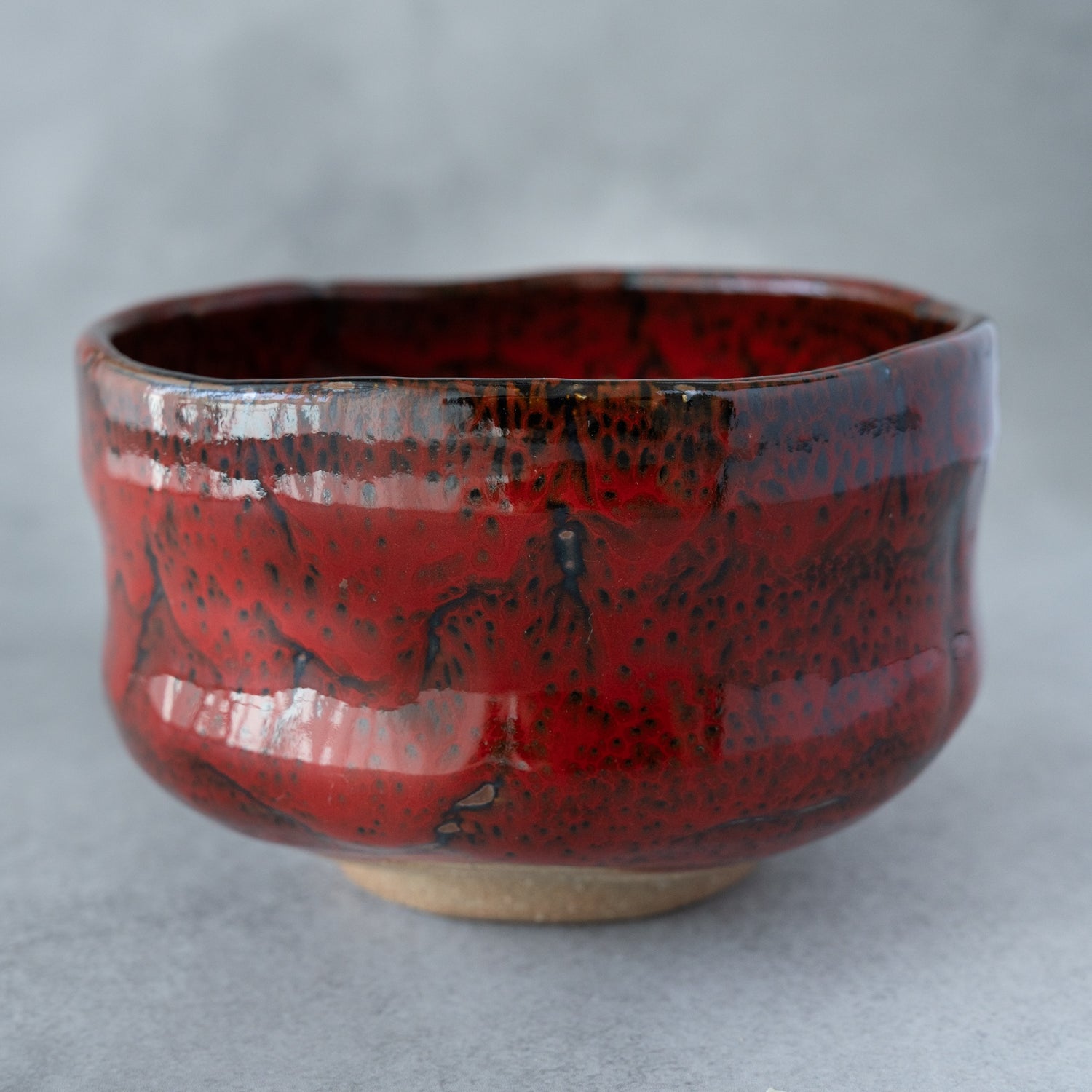 Beninagashi Matcha Bowl – Red Tenmoku Glaze – Handcrafted Mino Ware Gift Box | MIWA Tableware