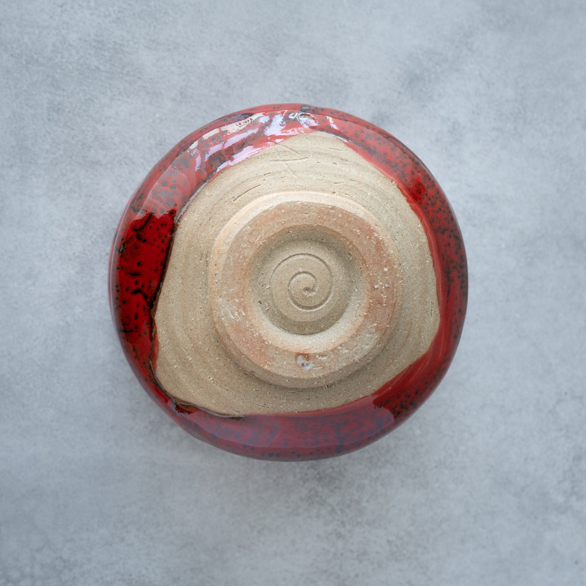 Beninagashi Matcha Bowl – Red Tenmoku Glaze – Handcrafted Mino Ware Gift Box | MIWA Tableware