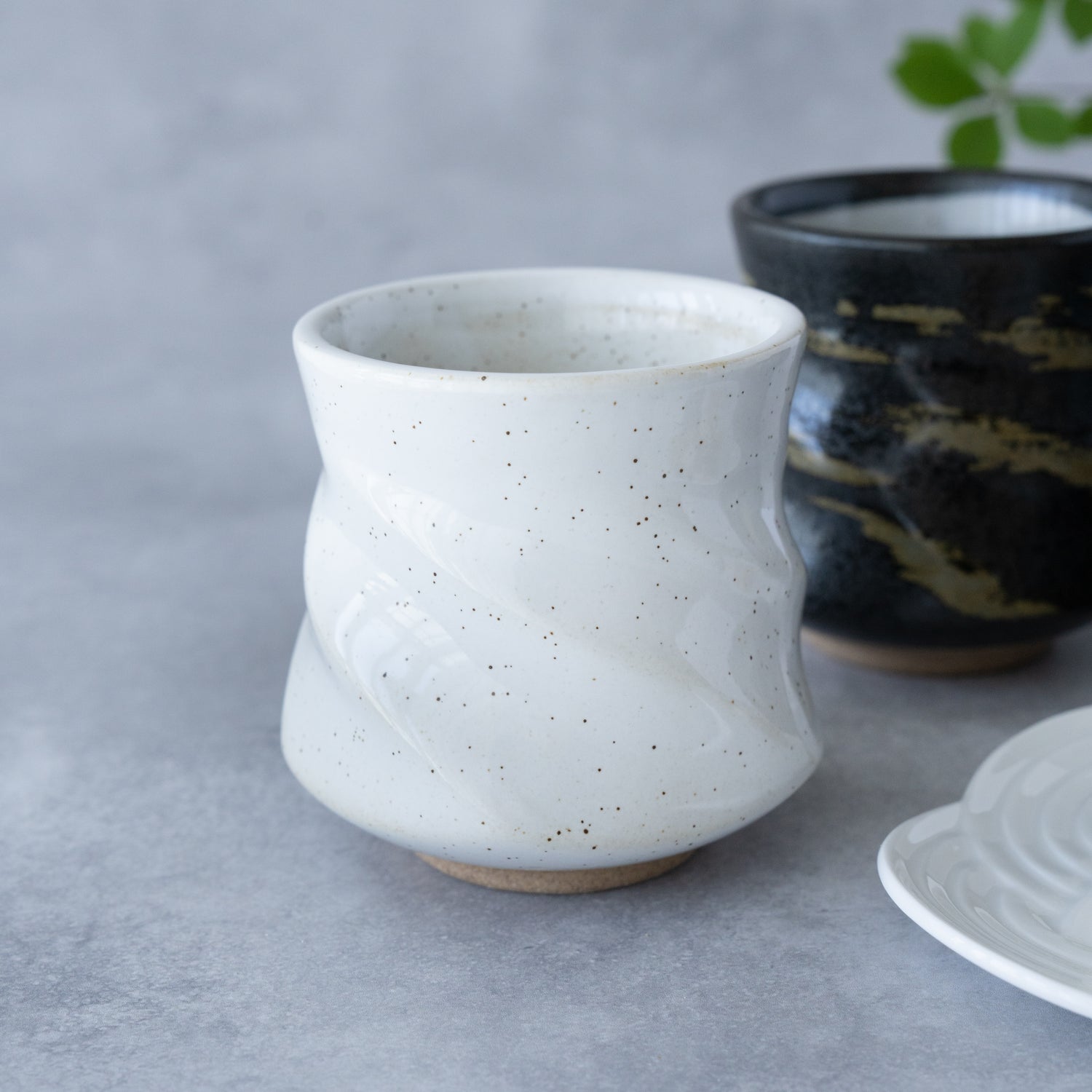 Kumo Yunomi Pair – Black & White Mino Ware | MIWA Tableware