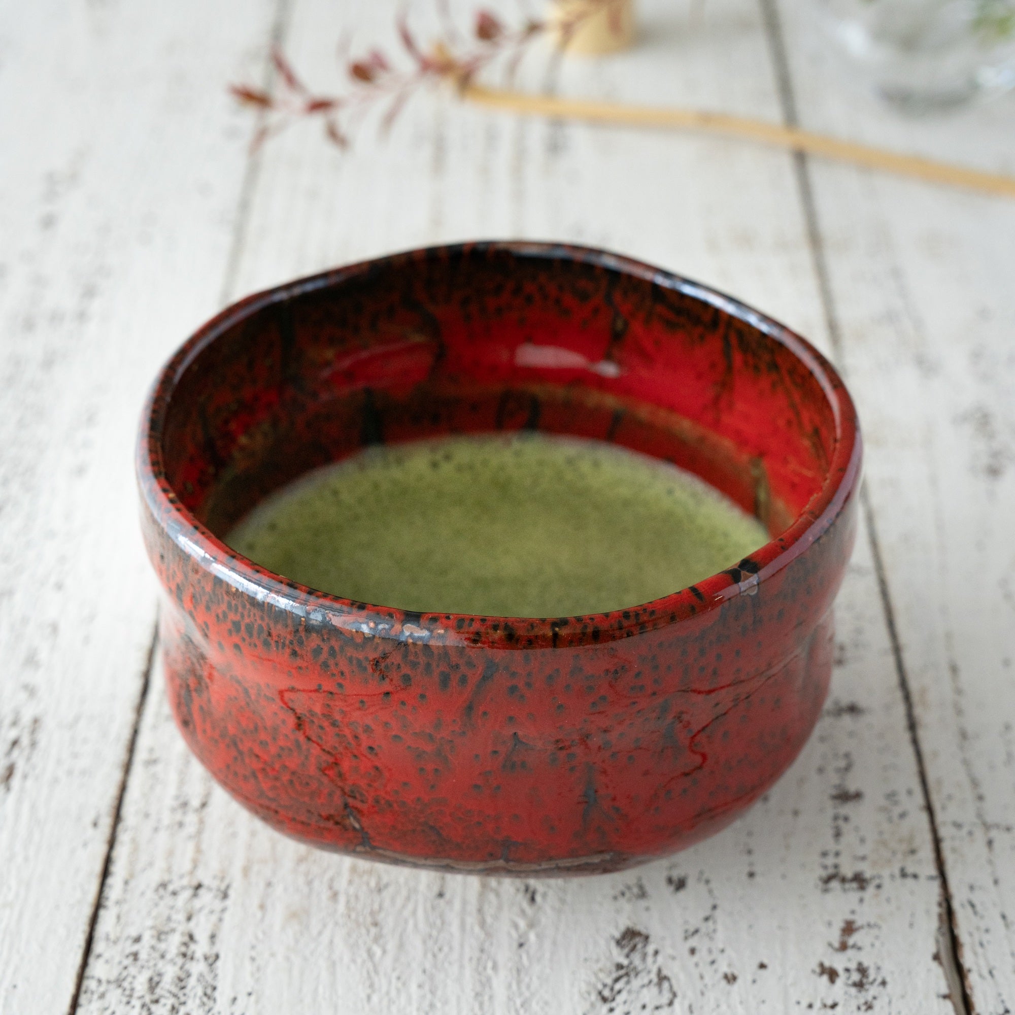 Beninagashi Matcha Bowl – Red Tenmoku Glaze – Handcrafted Mino Ware Gift Box | MIWA Tableware