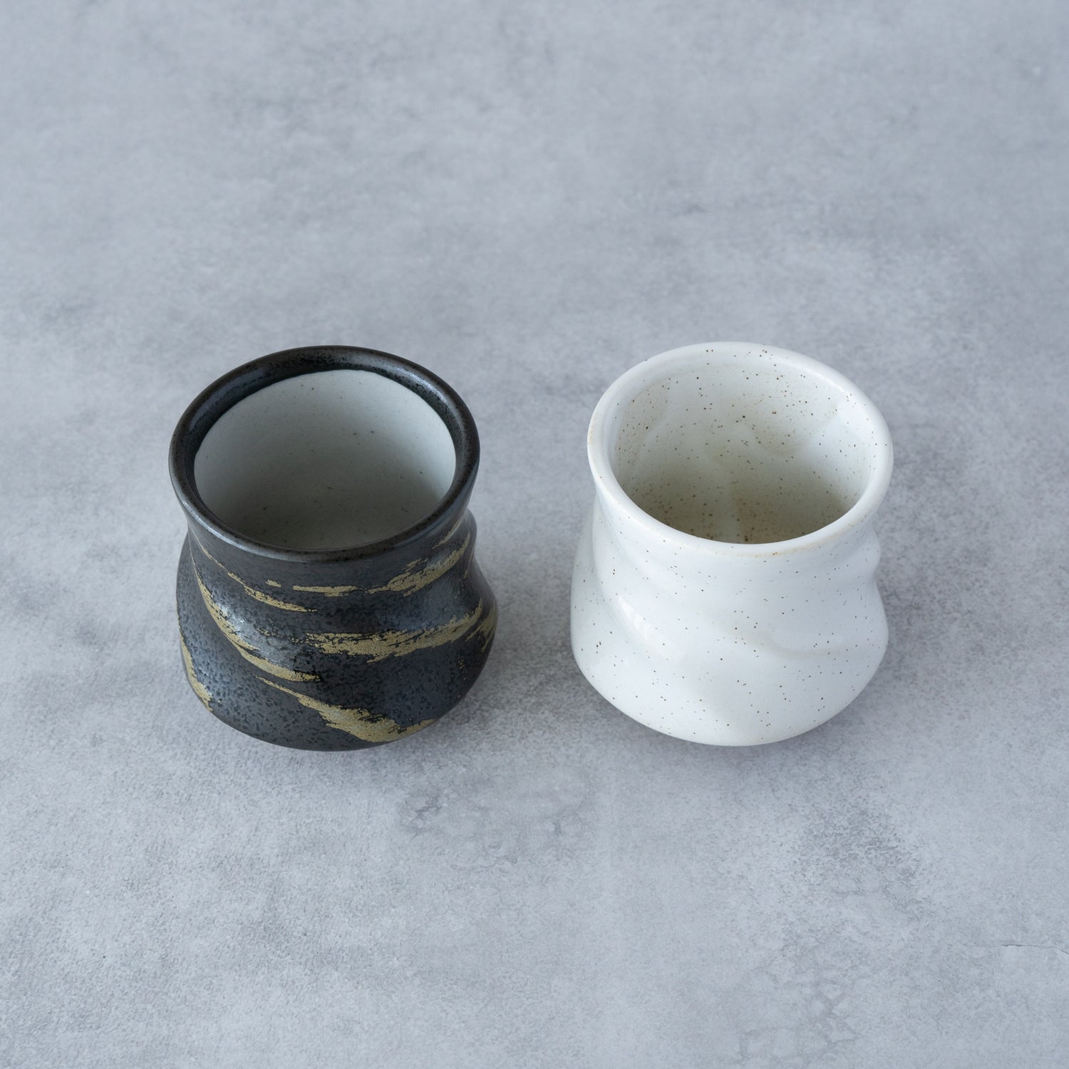 Kumo Yunomi Pair – Black & White Mino Ware | MIWA Tableware