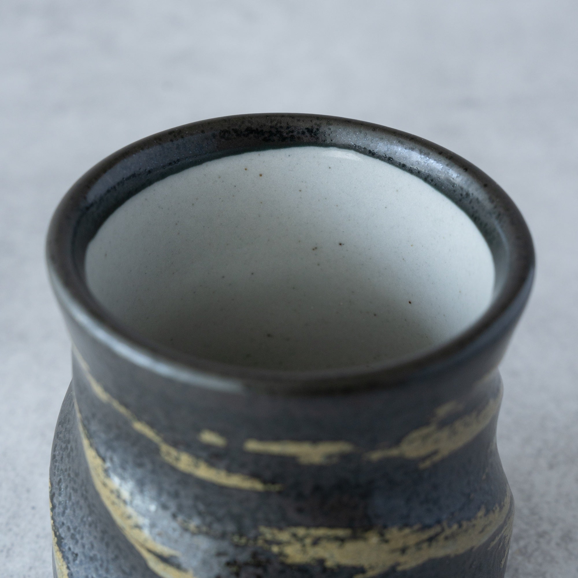 Kumo Yunomi Pair – Black & White Mino Ware | MIWA Tableware