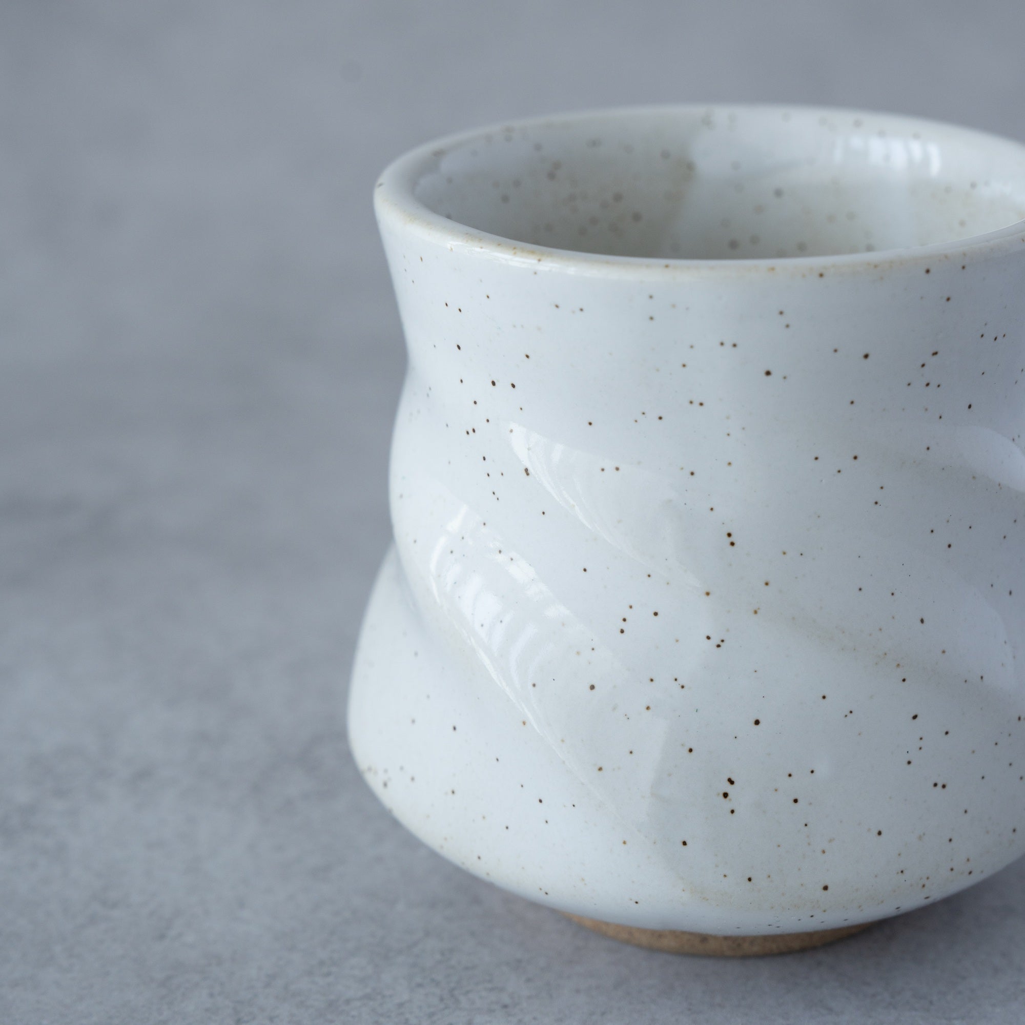 Kumo Yunomi Pair – Black & White Mino Ware | MIWA Tableware