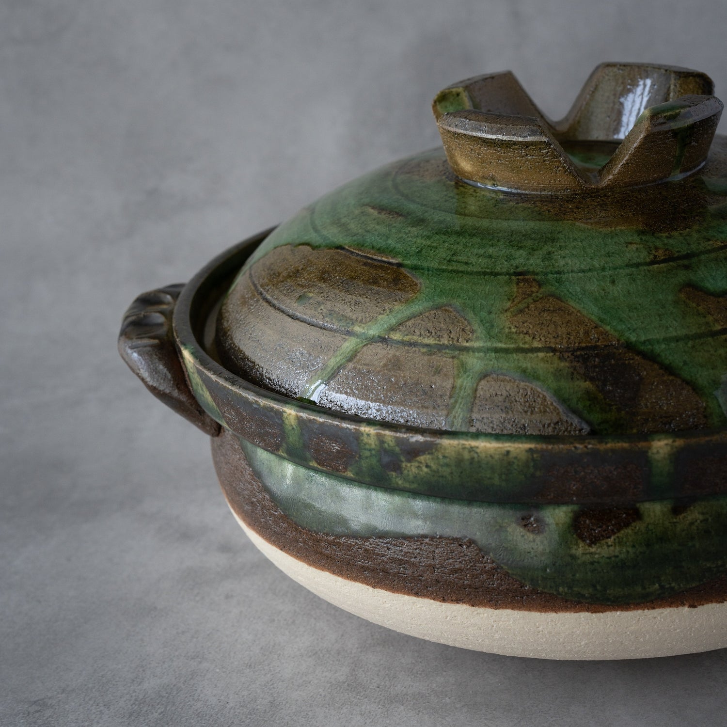 Nanban Donabe – Green-Glazed Clay Pot
