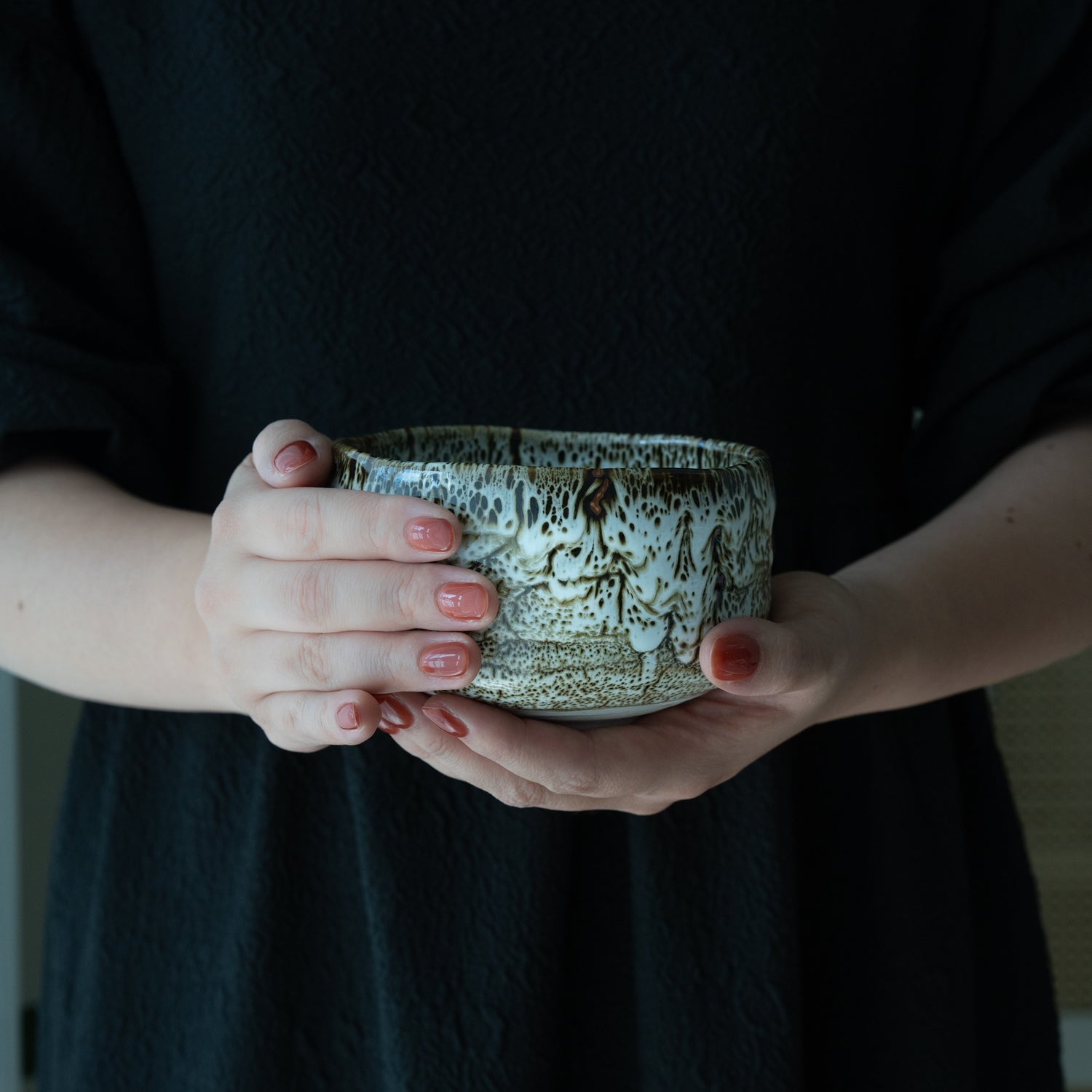 White Tenmoku Matcha Bowl – Handcrafted Mino Ware Gift Box | MIWA Tableware