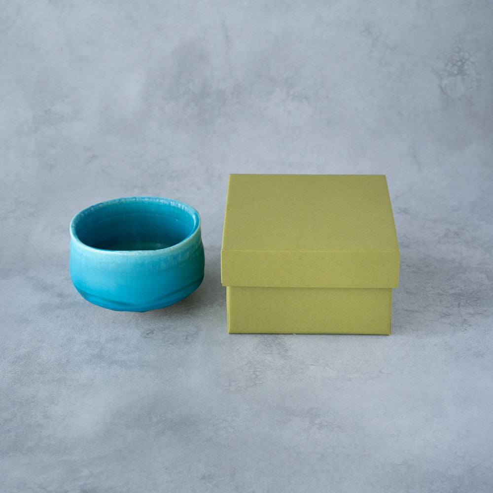 Light Blue Matcha Bowl – Handcrafted Mino Ware Gift Box | MIWA Tableware