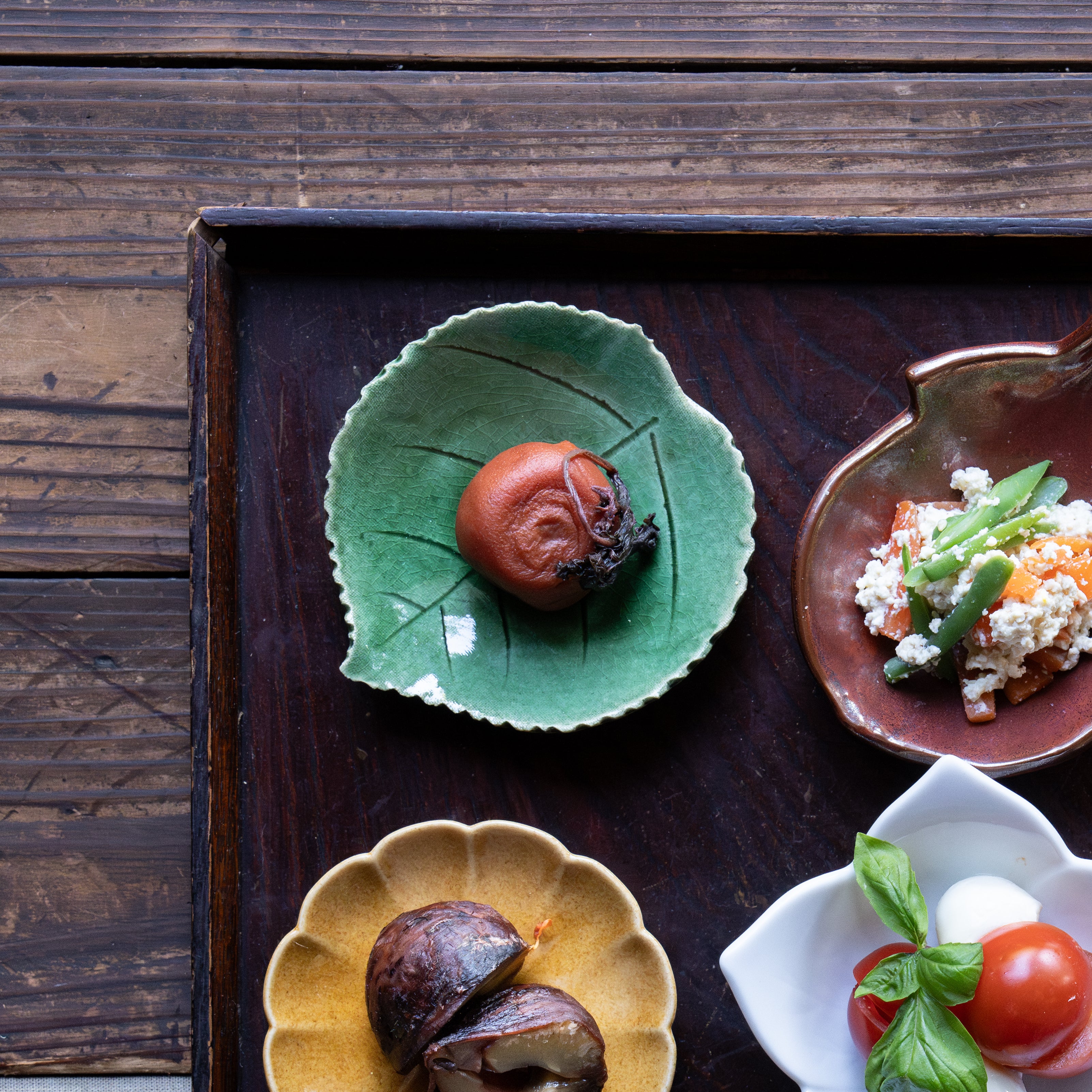 Seven Treasures Small Plate "Mamezara" Set