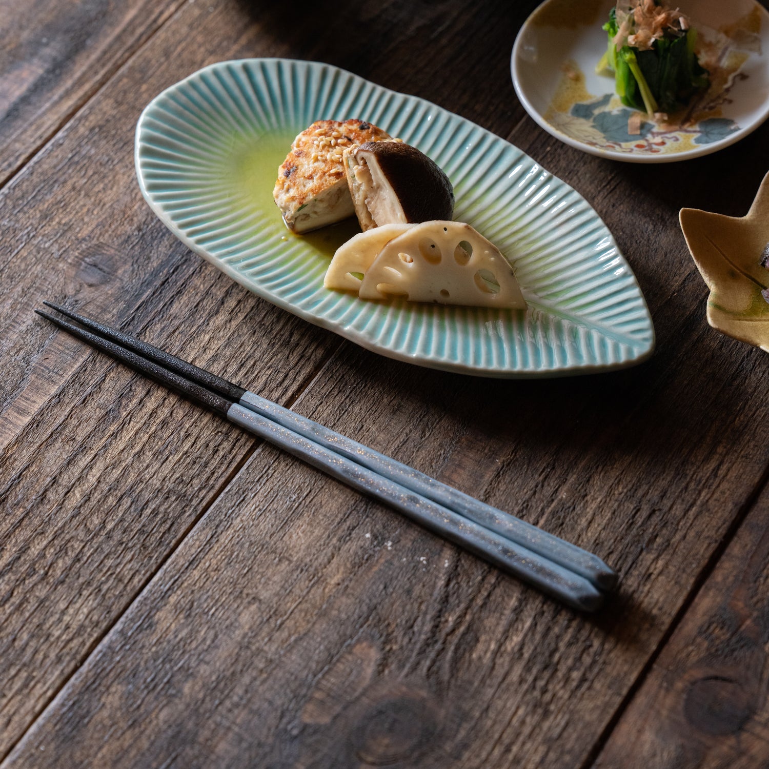 Spring Nanohana Leaf Plate