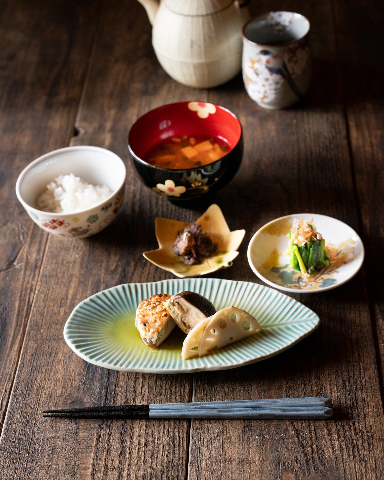 Spring Nanohana Leaf Plate