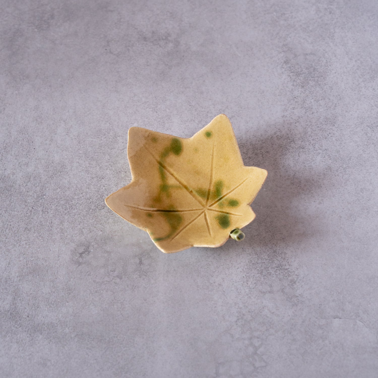 Golden Kiseto Maple Plate