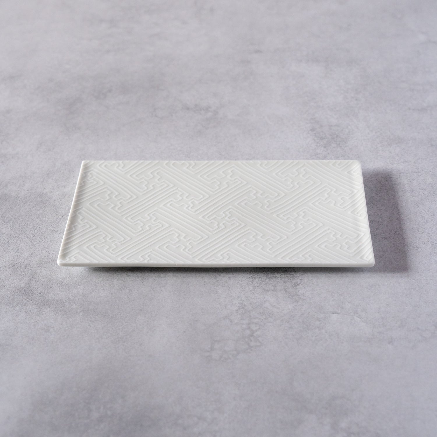 Rinzu Mon Rectangular Plate