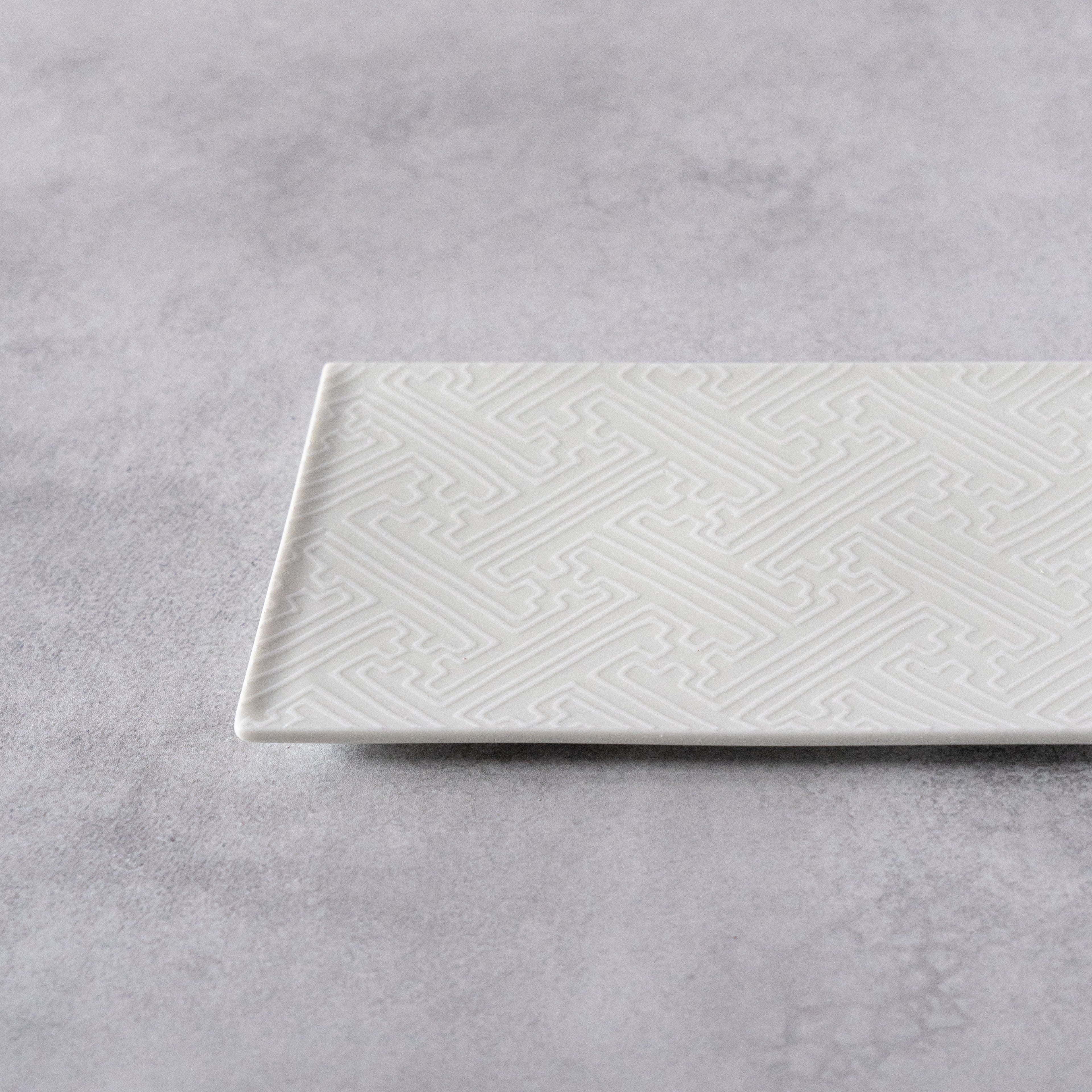 Rinzu Mon Rectangular Plate