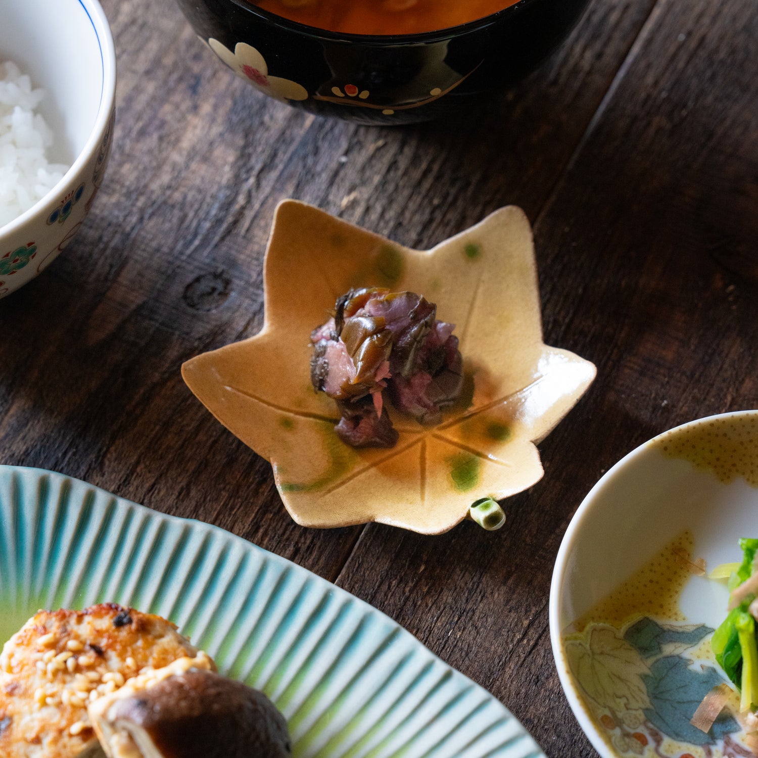 Golden Kiseto Maple Plate