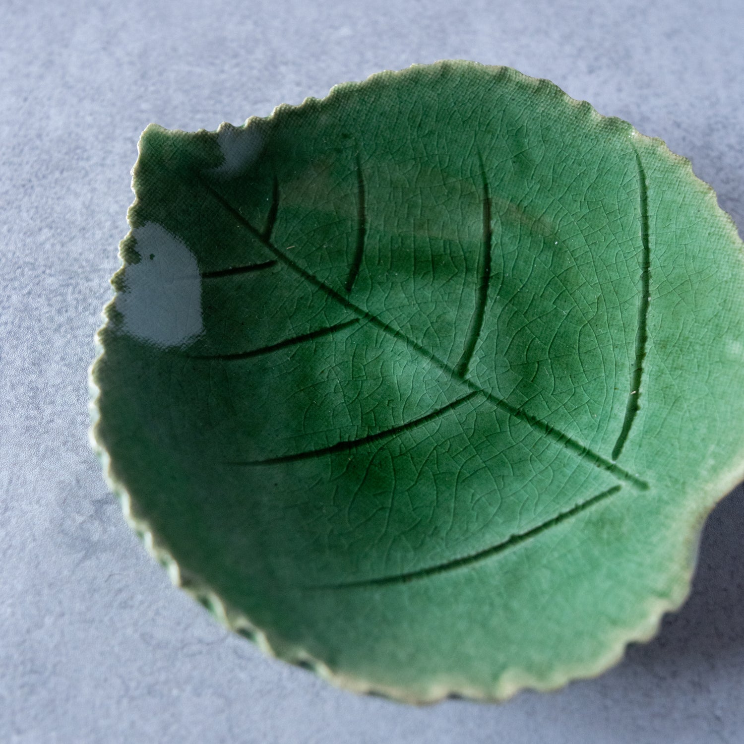 Oribe Leaf Plate