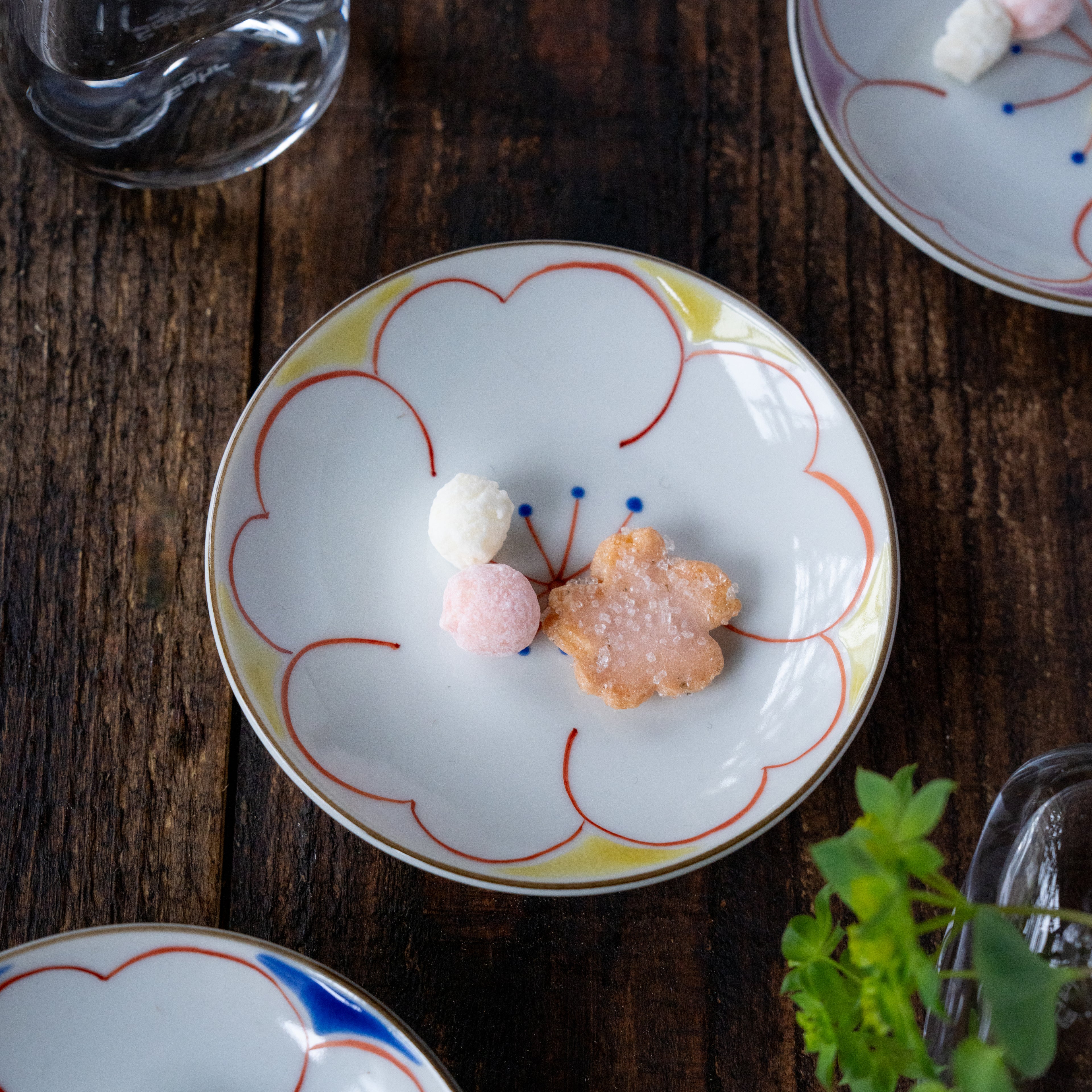 Kutani Sakura 5-Color Plate Set