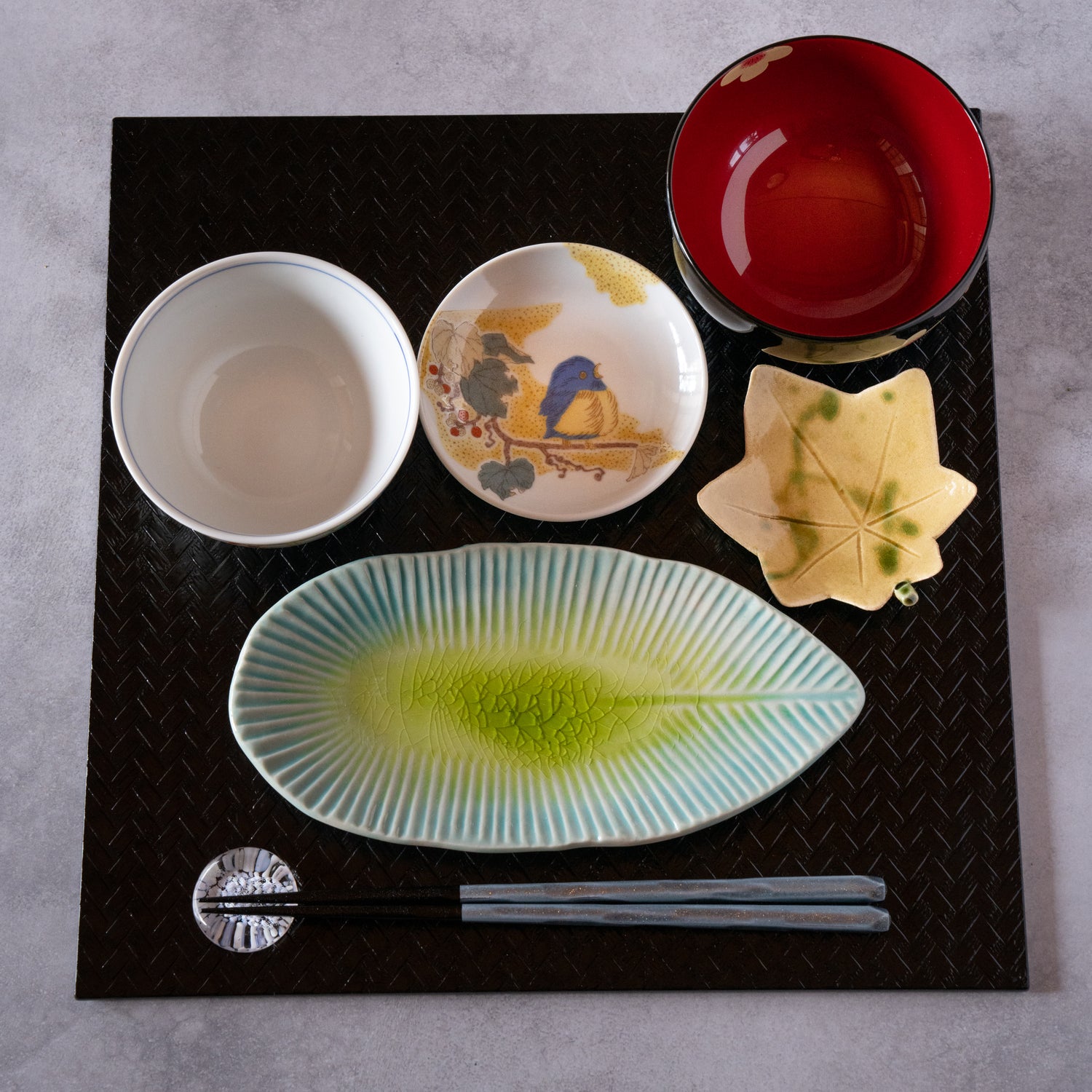 Yasuzume Blue Sparrow Small Plate
