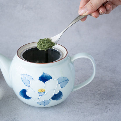 Ichin Sazanka Teapot (Hasami Ware) – Handcrafted Japanese Porcelain | MIWA Tableware