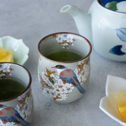 Ichin Sazanka Teapot (Hasami Ware) – Handcrafted Japanese Porcelain | MIWA Tableware