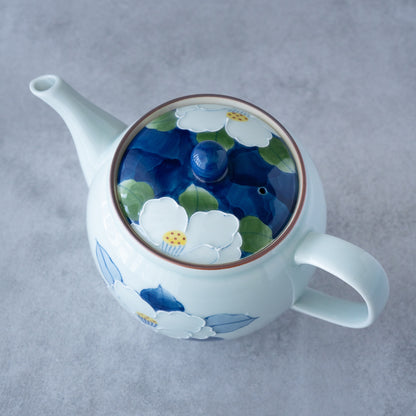 Ichin Sazanka Teapot (Hasami Ware) – Handcrafted Japanese Porcelain | MIWA Tableware