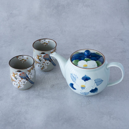 Ichin Sazanka Teapot (Hasami Ware) – Handcrafted Japanese Porcelain | MIWA Tableware