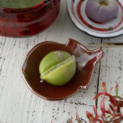 Beninagashi Matcha Bowl – Red Tenmoku Glaze – Handcrafted Mino Ware Gift Box | MIWA Tableware