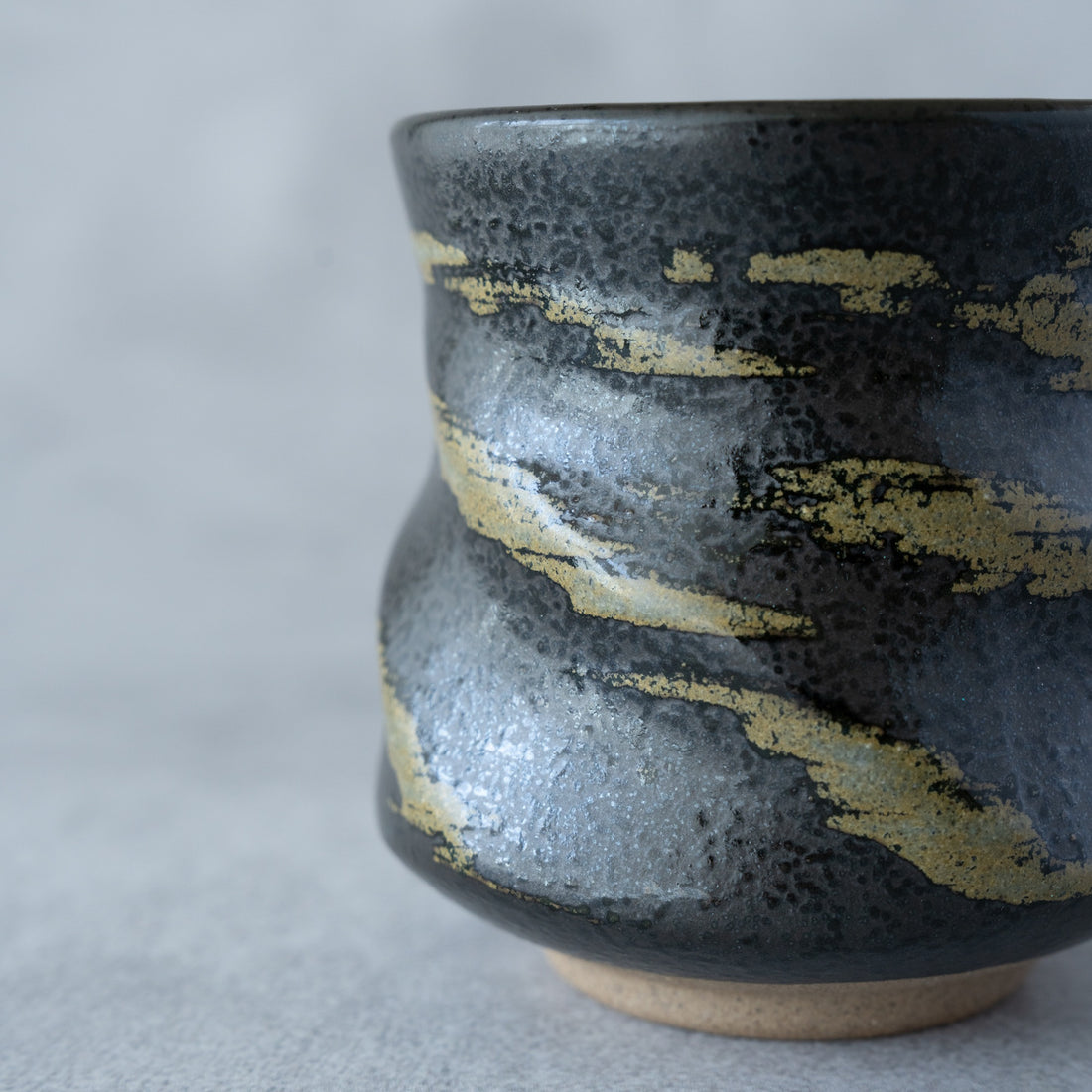 Kumo Yunomi Pair – Black & White Mino Ware | MIWA Tableware
