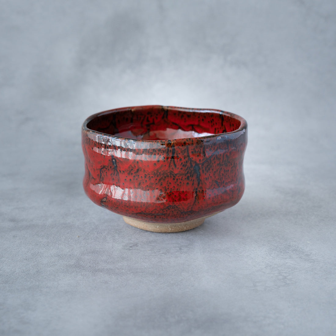 Beninagashi Matcha Bowl – Red Tenmoku Glaze – Handcrafted Mino Ware Gift Box | MIWA Tableware