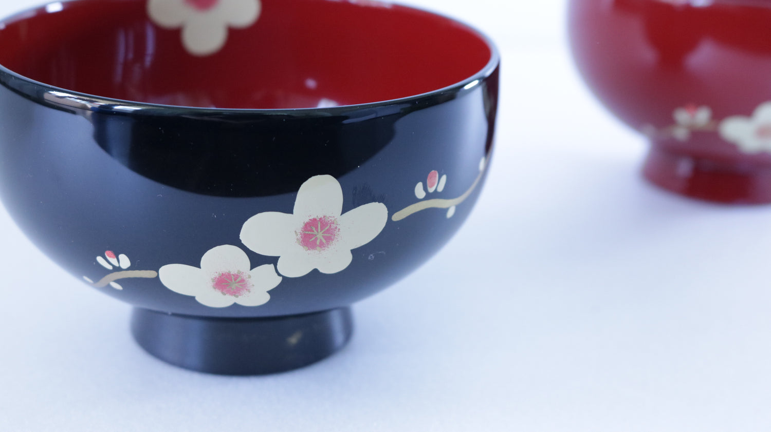 Set of 2 Urushi Ume Lacquer Bowls