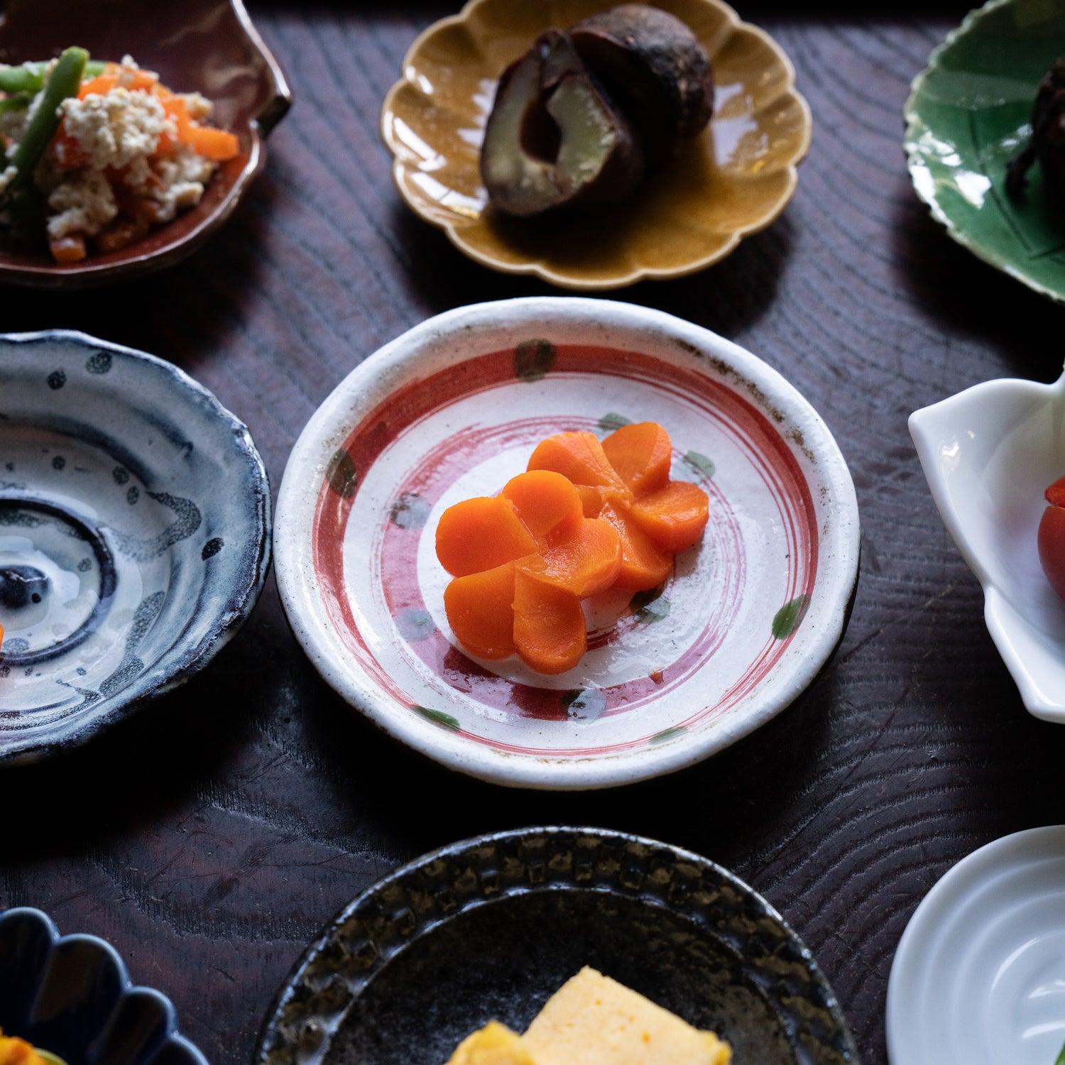 Brown Flower Petal Plate