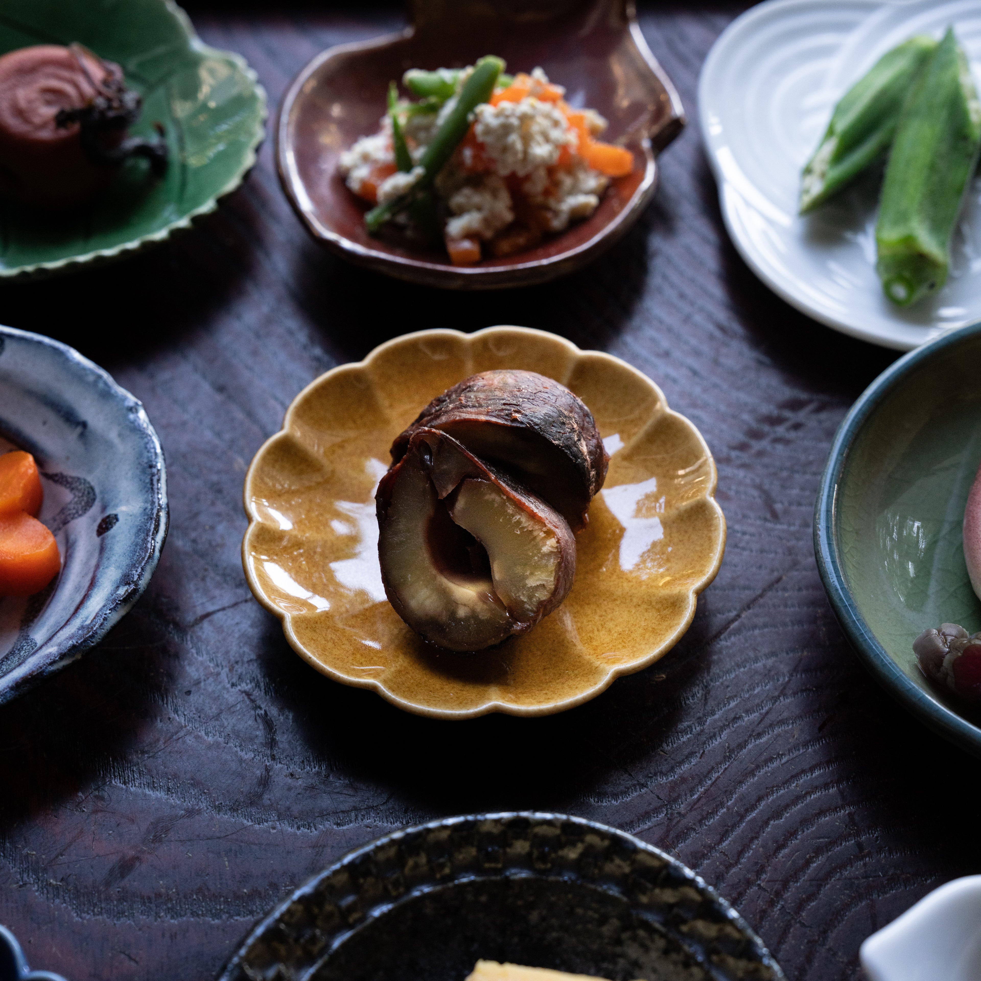 Brown Flower Petal Plate