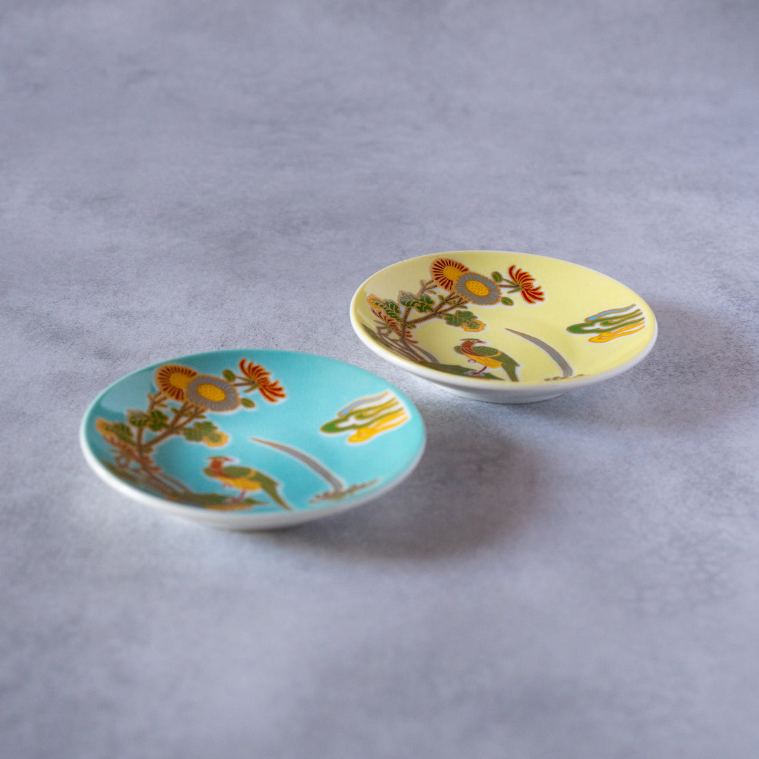 Peacock Elegance Set – Kutani Ware Yellow & Blue Small plates