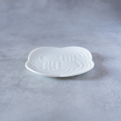 Cloud-Shaped White Porcelain Dish