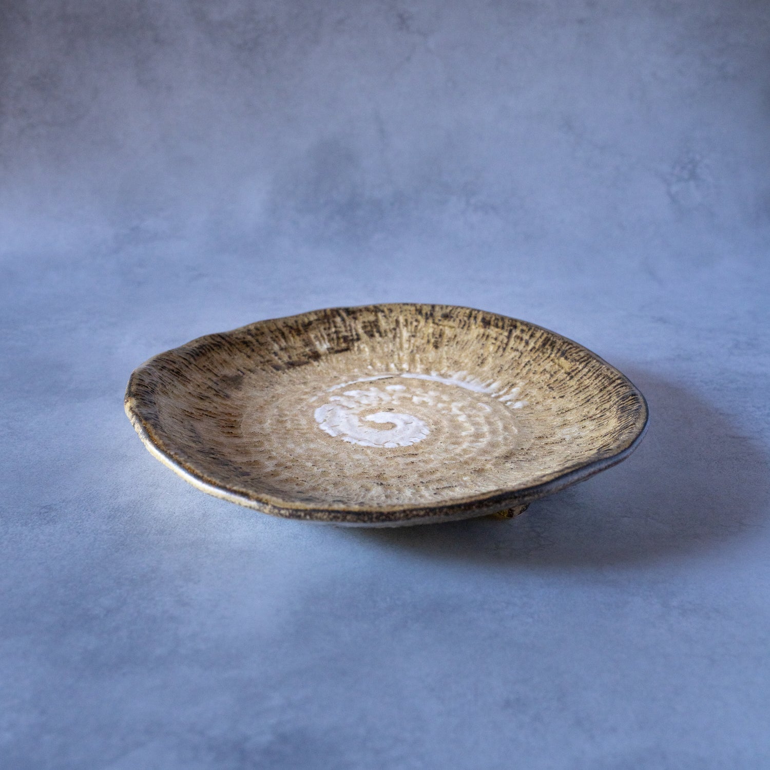 Rustic Gold Artisan Plate – Bold Elegance in Earthen Yellow