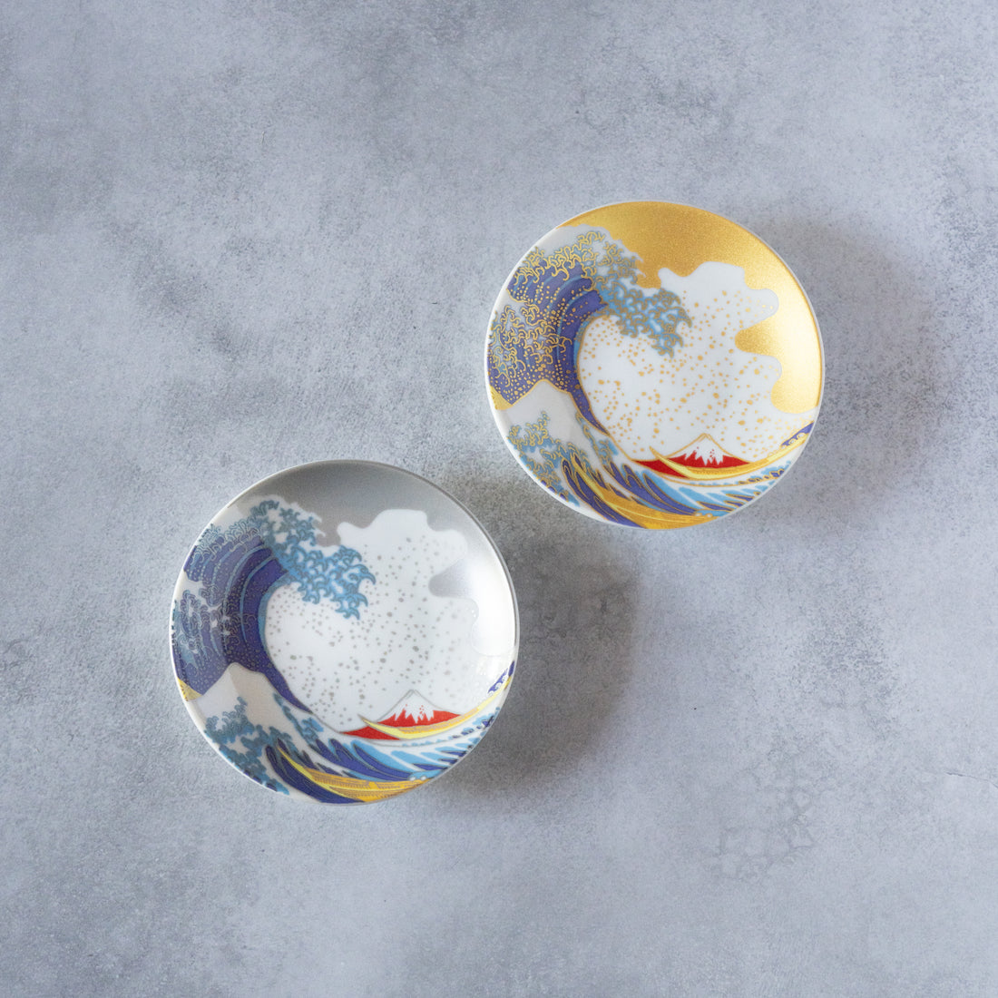 Hokusai’s Mt. Fuji & Waves Mamezara Set - Iconic Japanese Art on Kutani Ware
