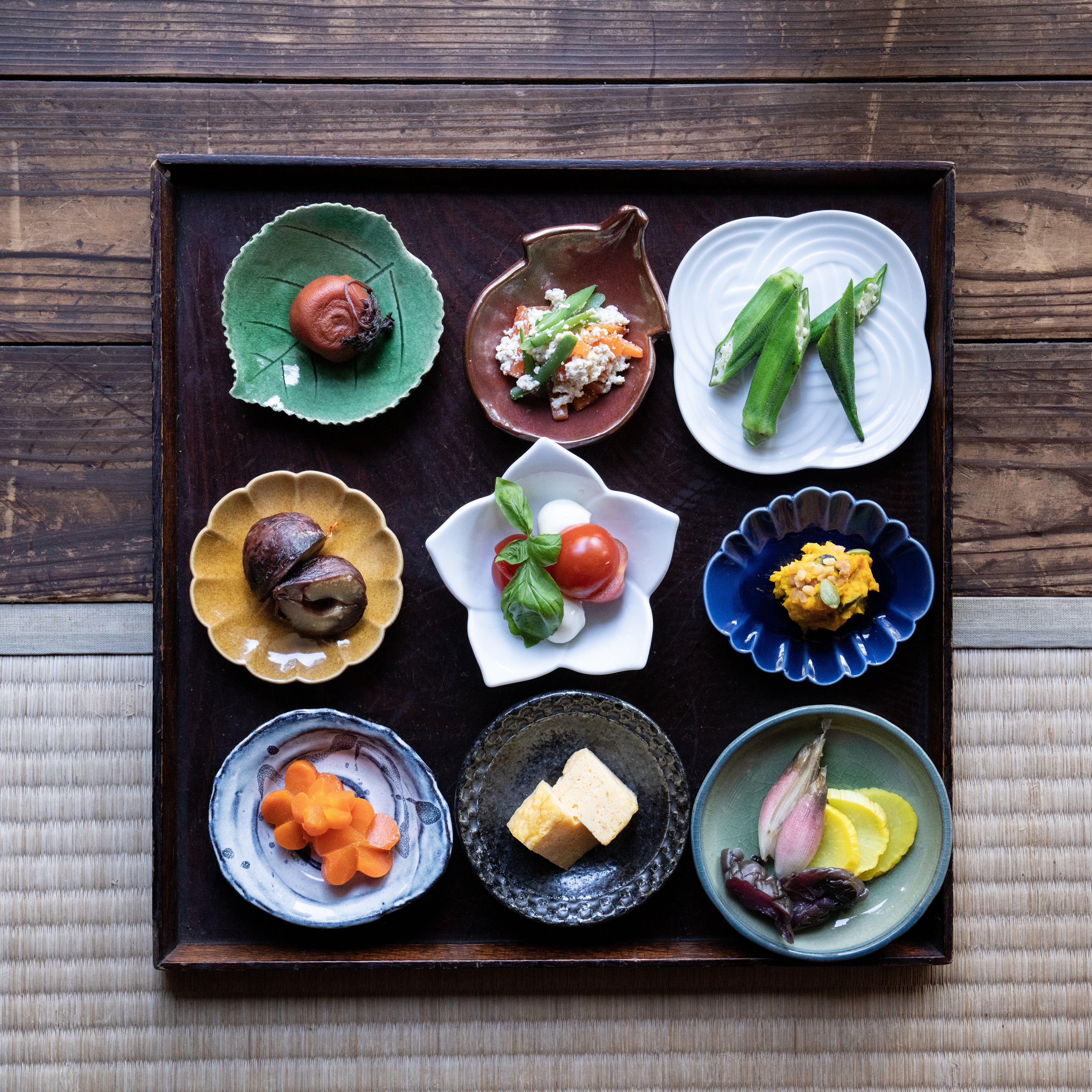 Seven Treasures Small Plate &quot;Mamezara&quot; Set